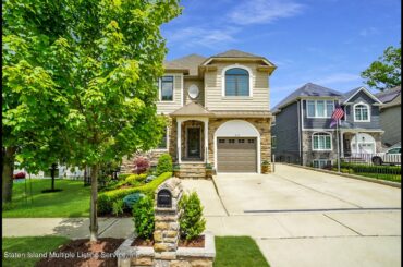 Residential at 212 Cheevers Lane, Staten Island, NY 10307 - For sale