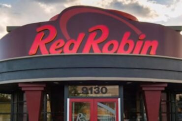 We Finally Know Why Red Robin Is So Cheap