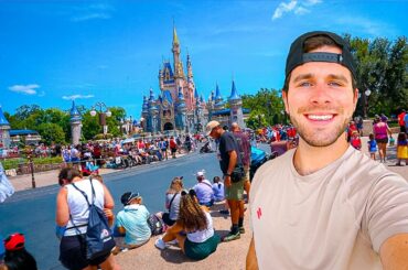 First Day Of Summer Crowds At Disney! | Dining At Grand Floridian Cafe