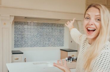 Chateau KITCHEN MAKEOVER -  World's most beautiful Range-Cooker backsplash!