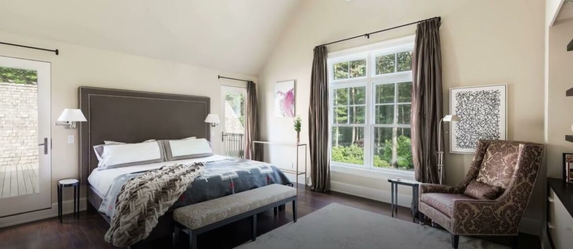 67 Bull Path, East Hampton, NY 11937 67 Bull Path, East Hampton, NY 11937