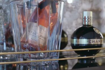 Vintage Chic Condo For Sale in Downtown Naples Florida