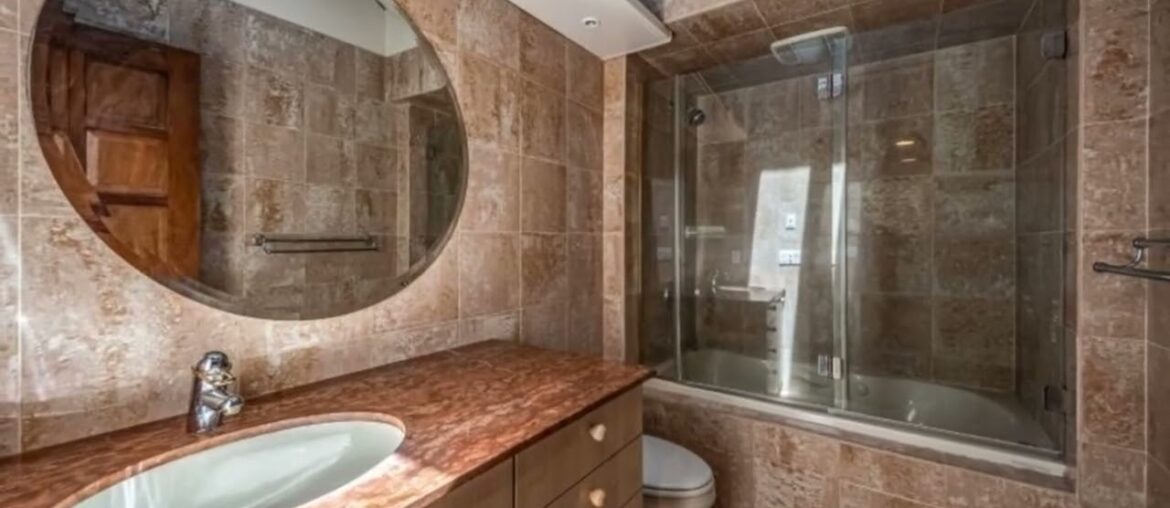 19 Canterbury Court, Mendham, NJ 07945 19 Canterbury Court, Mendham, NJ 07945