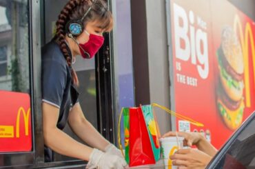 The Unspoken Drive-Thru Rule You Should Never Break