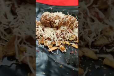 French Fries Cheesy Chaat|Full Recipe link in bio| #chaat #frenchfriesrecipeathome #frenchfries