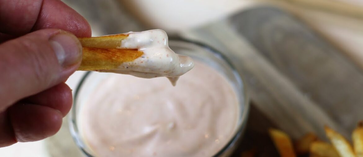 Texas Roadhouse Cajun Horseradish Sauce | It's Only Food w/ Chef John Politte