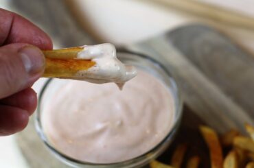 Texas Roadhouse Cajun Horseradish Sauce | It's Only Food w/ Chef John Politte