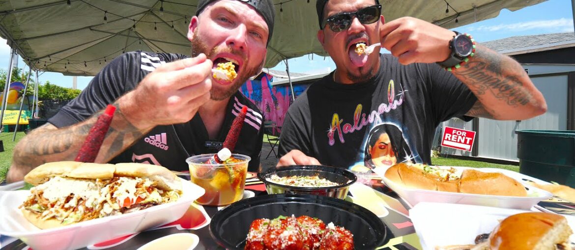 11 a.m. LATIN AMERICAN STREET FOOD!! Pan con Bistec & Queso Frito in Miami, Florida!!