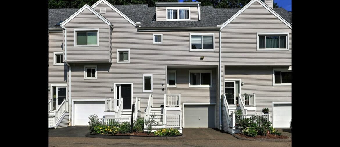 9 Country Place Shelton, CT | ColdwellBankerHomes.com 9 Country Place Shelton, CT | ColdwellBankerHomes.com