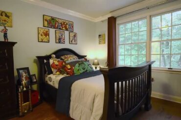 branded f2e067d3 05cb 4000 a074 364c69bb3b99