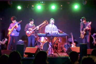 Jero Jones 'Dining at the French Restaurant' Vivo en CC Matienzo 2022.07.07