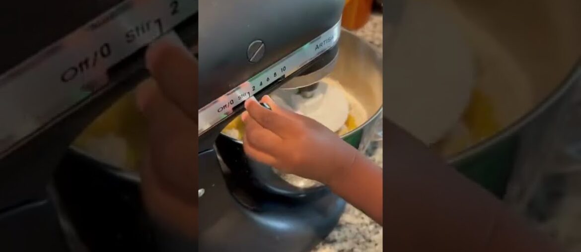 The ONLY bread to use for your French toast! EASY Vegan Brioche Bread Recipe #shorts #recipe