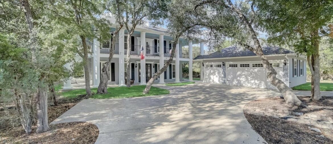 1051 Pegasus Dr, Spring Branch 1051 Pegasus Dr, Spring Branch