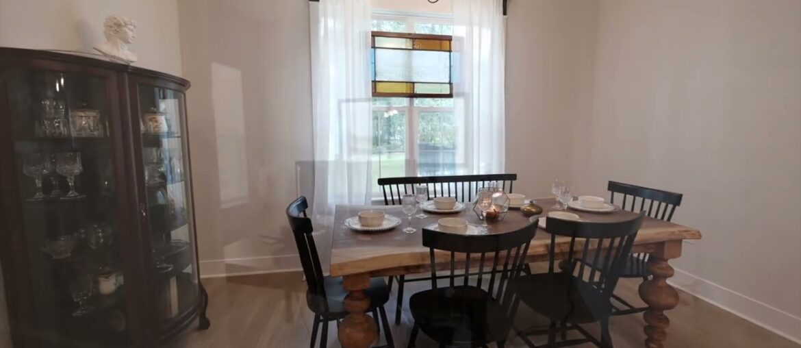 HOT Property for sale!! 350 W Delaware Ave – 4bed/2bath and PRIVATE POOL HOT Property for sale!! 350 W Delaware Ave - 4bed/2bath and PRIVATE POOL