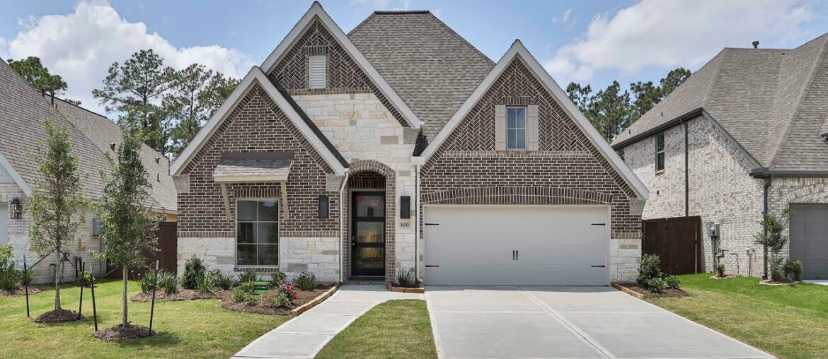 Perry Homes in The Groves – 16819 Ramsay Cascades Drive Perry Homes in The Groves - 16819 Ramsay Cascades Drive