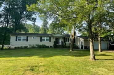 Tour video of listing at 127 Woodland Drive, Doylestown, PA 18901 - Residential for sale