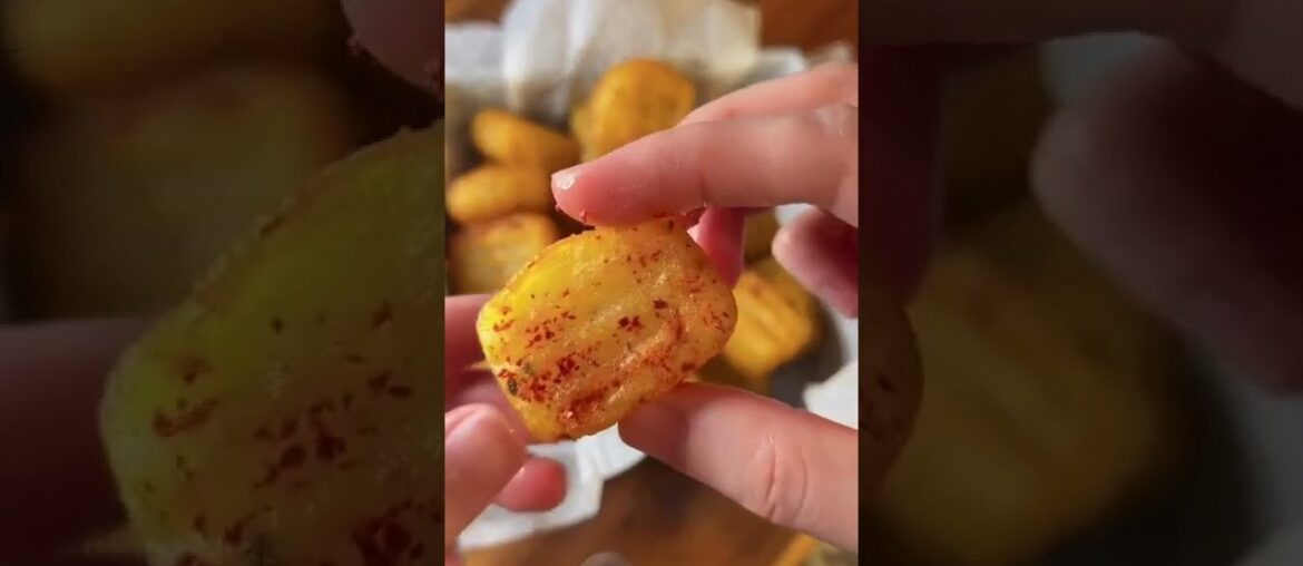 fans food | home cook vs restaurant cook | simple delicious cooking recipe french fries #shorts