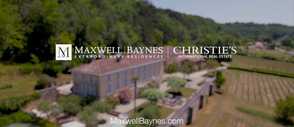Impressive French Chateau for Sale near Bordeaux.  Maxwell-Baynes Real Estate MM1034