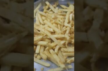 Ghar par french fries recipe kaise banaen | Sawan special #frenchfries #sawan #shorts