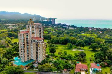 3 Bedrooms 4.5 Bathrooms plus Office Apartment PH Alcazar Coronado - Listing Number SSS2412