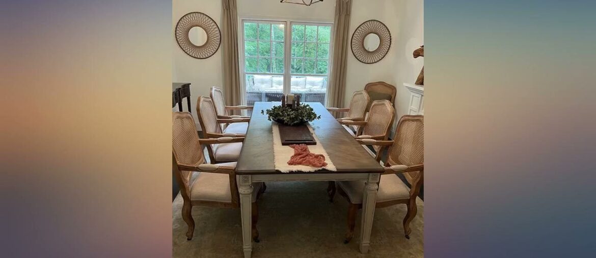 Signature Design by Ashley Realyn French Country Dining Extension Table, Seats up review Signature Design by Ashley Realyn French Country Dining Extension Table, Seats up review