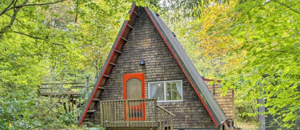 Amazing Beautiful Remodeled Cottage Near Olympic National Forest Amazing Beautiful Remodeled Cottage Near Olympic National Forest