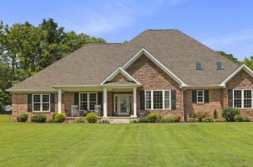 45 EDWARDS CASTLE COURT, CHARLES TOWN, WV Presented by Kevin Coomler.