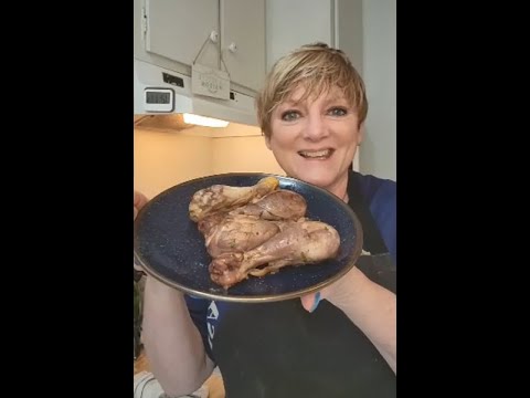 How to make Tarragon & Wine Baked Chicken Legs with Alison Arngrim (Nellie Oleson)! How to make Tarragon & Wine Baked Chicken Legs with Alison Arngrim (Nellie Oleson)!