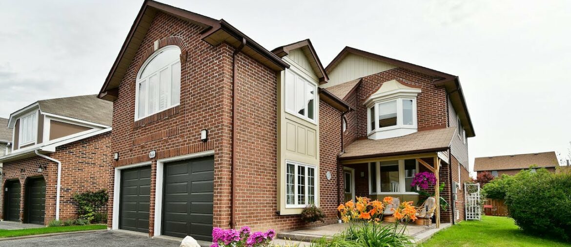 1912 Brookshire Square, Pickering – Open House Video Tour 1912 Brookshire Square, Pickering - Open House Video Tour