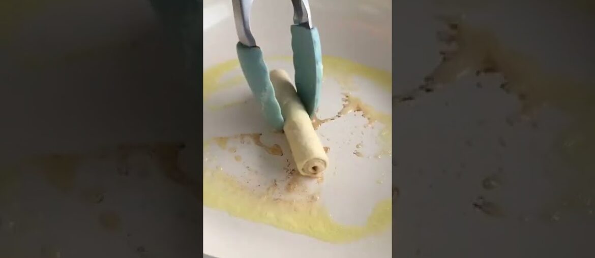 Cinnamon Roll French Toast Rolls #shorts