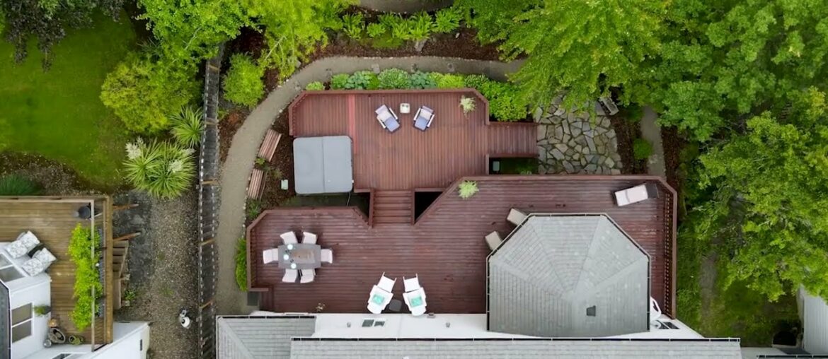 15740 SW Colyer Way Presented by The Kelly Group Real Estate 15740 SW Colyer Way Presented by The Kelly Group Real Estate