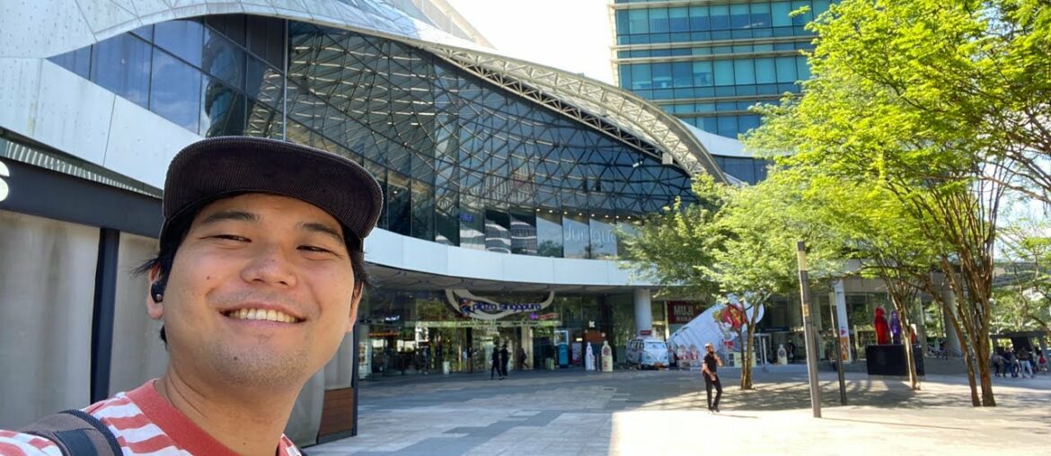 Inside Plaza Singapura and Food Hunt!