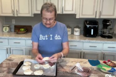 French Dip Biscuits | Quick dinner idea for busy families | Simple recipe for a weeknight meal