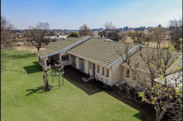 HOME IS WHERE THE HEART IS... FAMILY TIME IS VALUABLE!