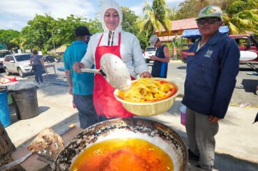 Epic NICARAGUAN STREET FOOD & Seafood Tour of San Juan del Sur, Nicaragua!!