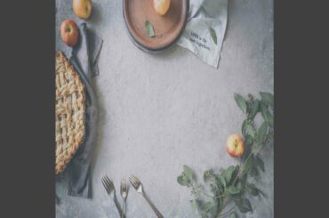 Simple Music for French Restaurants