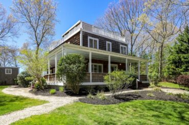 INSIDE this BEAUTIFUL 3-Story HAMPTONS Home | 38 East Woods Path, Sagaponack | SERHANT. Tour