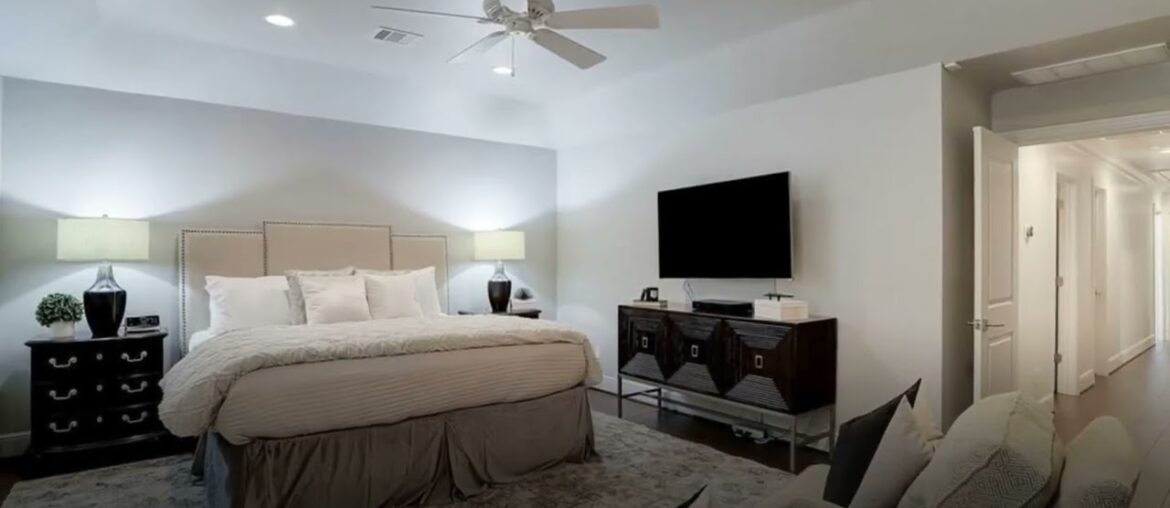 12418 Broken Bough Drive, Houston, TX 77024 12418 Broken Bough Drive, Houston, TX 77024