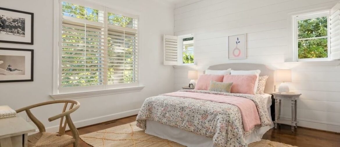 8430 Hunts Point Lane, Hunts Point, WA 98004