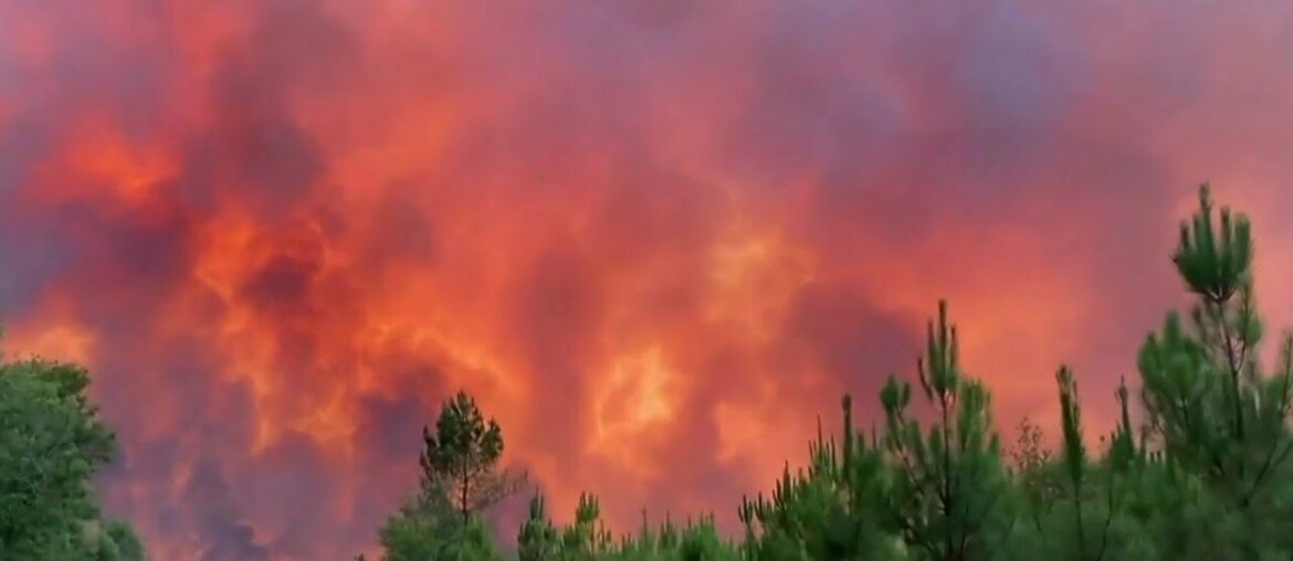 Monster blaze rips through French city