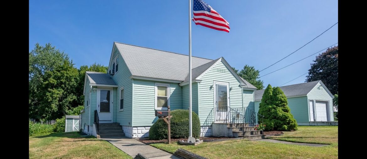 15 Caroline Avenue Shrewsbury, MA | ColdwellBankerHomes.com 15 Caroline Avenue Shrewsbury, MA | ColdwellBankerHomes.com