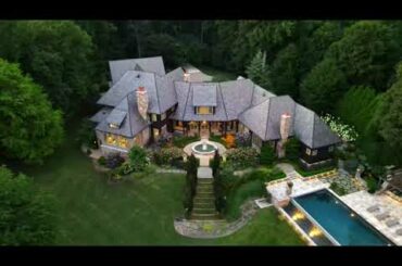 Luxurious Estate on 5 acres in Great Falls, Virginia