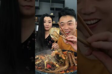 eating/what's eating gilbert grape/binge eating disorder/eating food challenge,eating food asmr