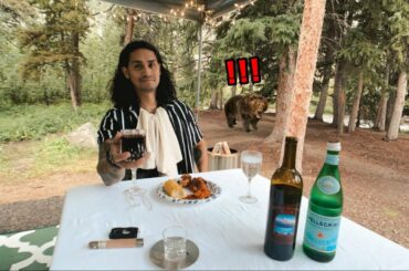 Fine dining camp amongst BEARS!