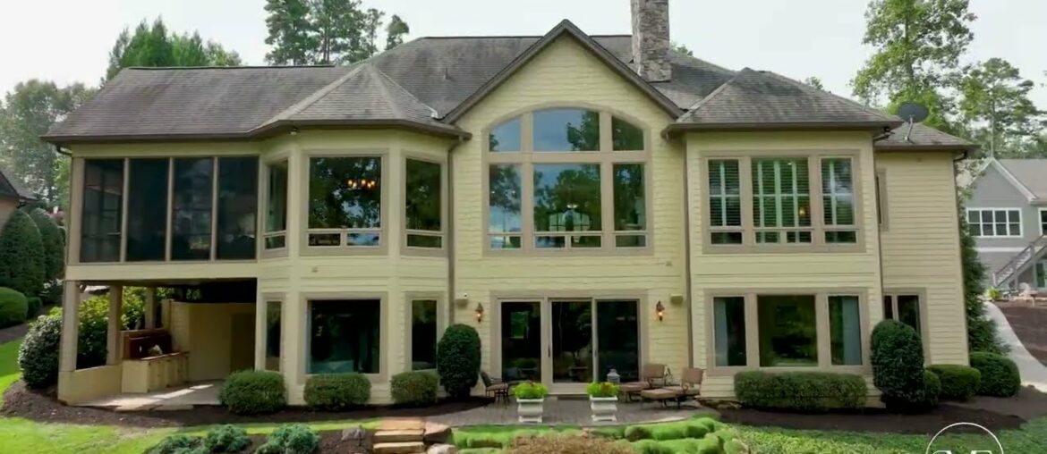 1241 Yellowood Dr., Seneca, SC 29672 ~ Melanie Fink & Associates 1241 Yellowood Dr., Seneca, SC 29672 ~ Melanie Fink & Associates