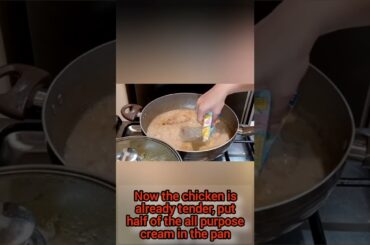 chicken marsala with mashed potato and French beans