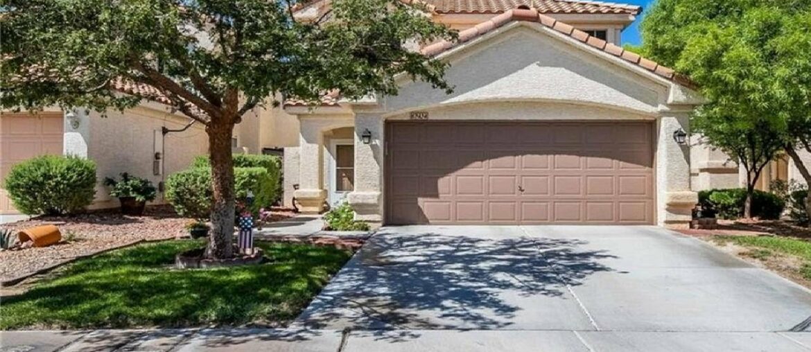 8232 Cactus Canyon Court, Las Vegas, NV Presented by Vestuto Realty Group. 8232 Cactus Canyon Court, Las Vegas, NV Presented by Vestuto Realty Group.