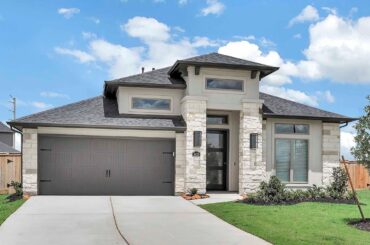 Perry Homes in Veranda - 1423 Stuart Run Drive