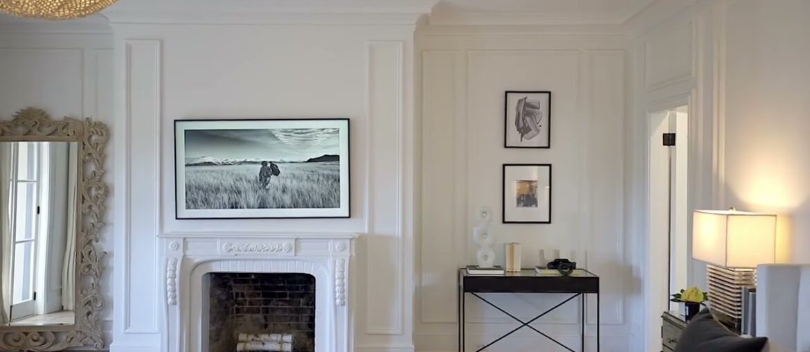 8 West Shore Road, Belvedere Presented by Janet Williamson & Sally Williamson 8 West Shore Road, Belvedere Presented by Janet Williamson & Sally Williamson