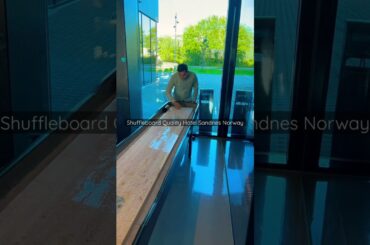 Shuffleboard Game - Hotel Quality Inn Pond - Sandnes Norway